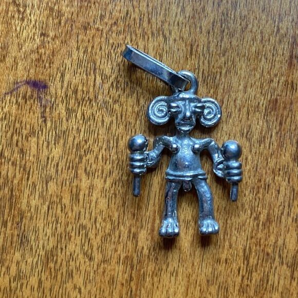 💛 Vintage 925 Aztec Medicine Man Pendant Charm - Picture 1 of 5